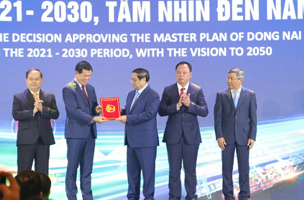 Thủ Tướng Phạm Minh Chính Trao Quyết Định Phê Duyệt Quy Hoạch Tỉnh Đồng Nai Thời Kỳ 2021-2030